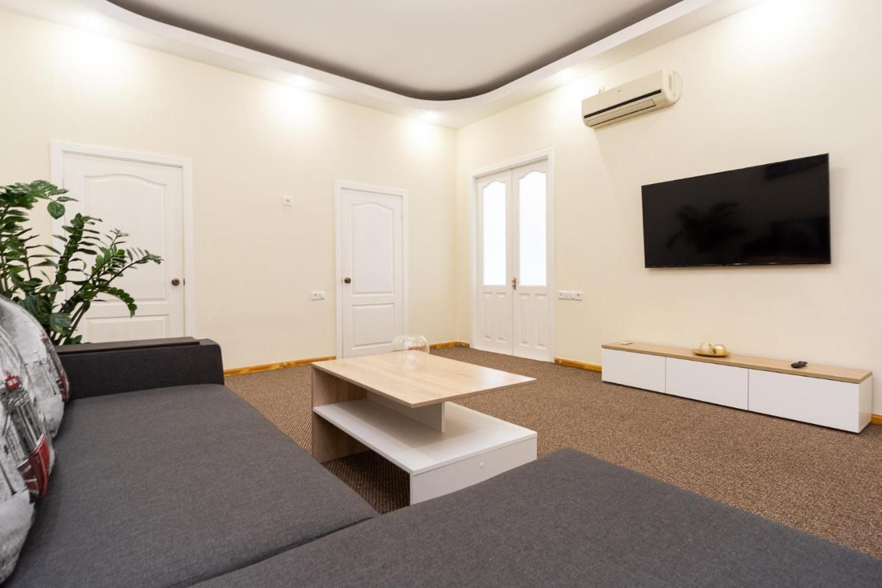 Apartment Center Of אודסה מראה חיצוני תמונה